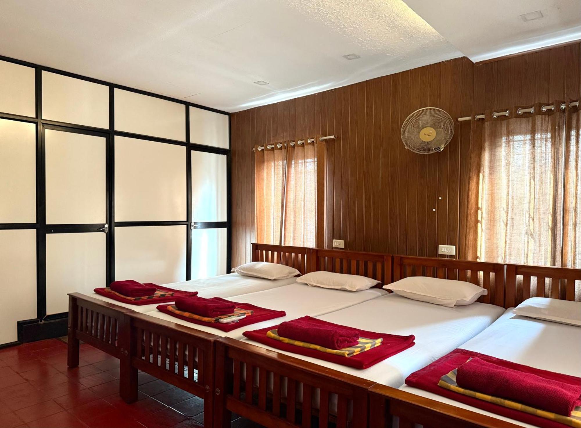 Reds Residency - Homestay Kochi Extérieur photo